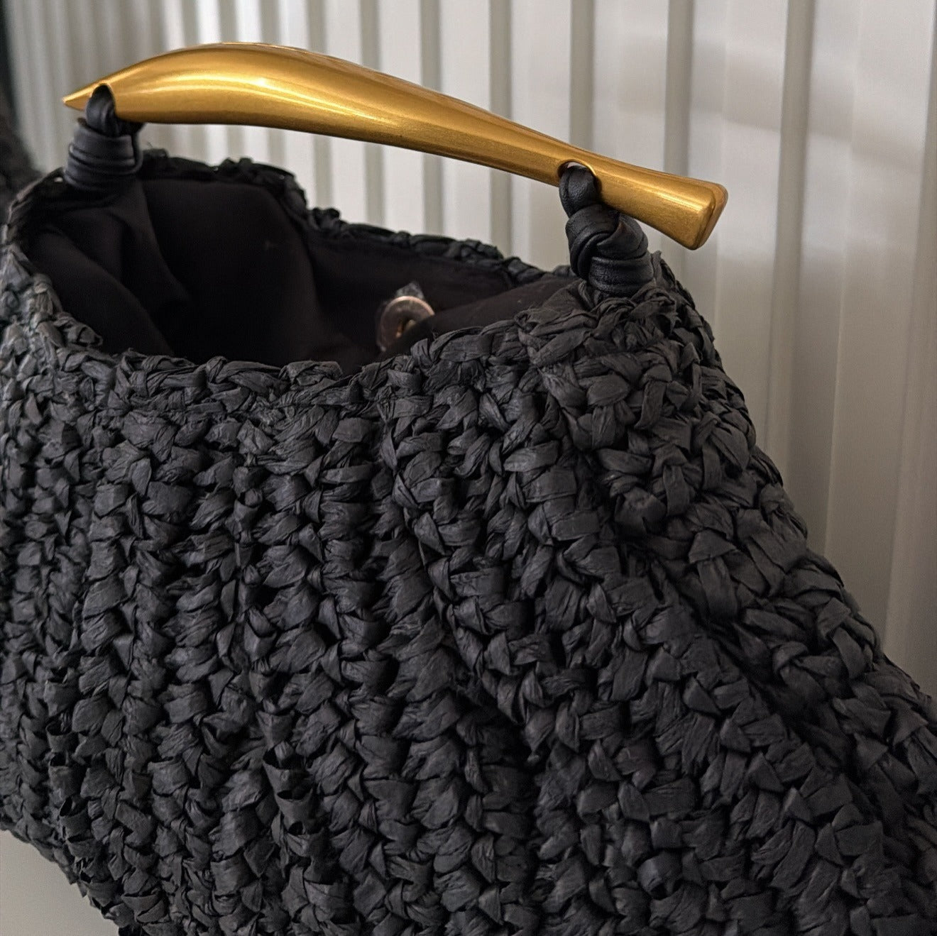 Bolsa Feminina Noir Sculpt
