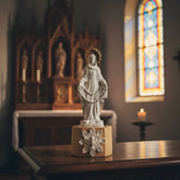 Nossa Senhora Das Lágrimas em Pó De Mármore e Resplendor Ouro