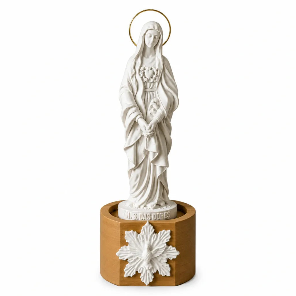 Nossa Senhora das Dores de Mármore com Auréola Banhada a Ouro