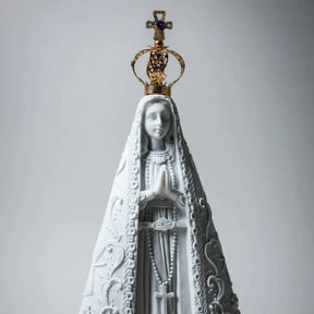 Nossa Senhora Aparecida Em Pó De Mármore e Coroa Banhada à Ouro
